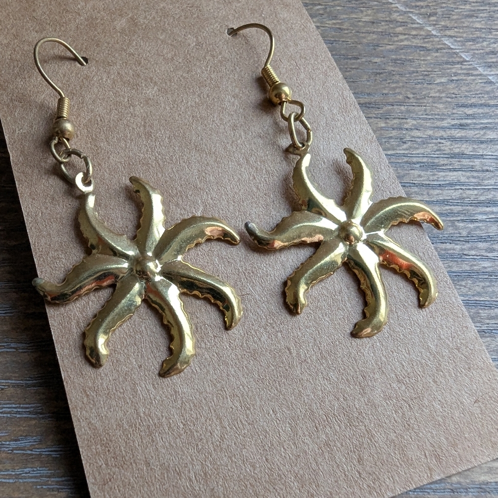 Gold Toned Starfish Earrings